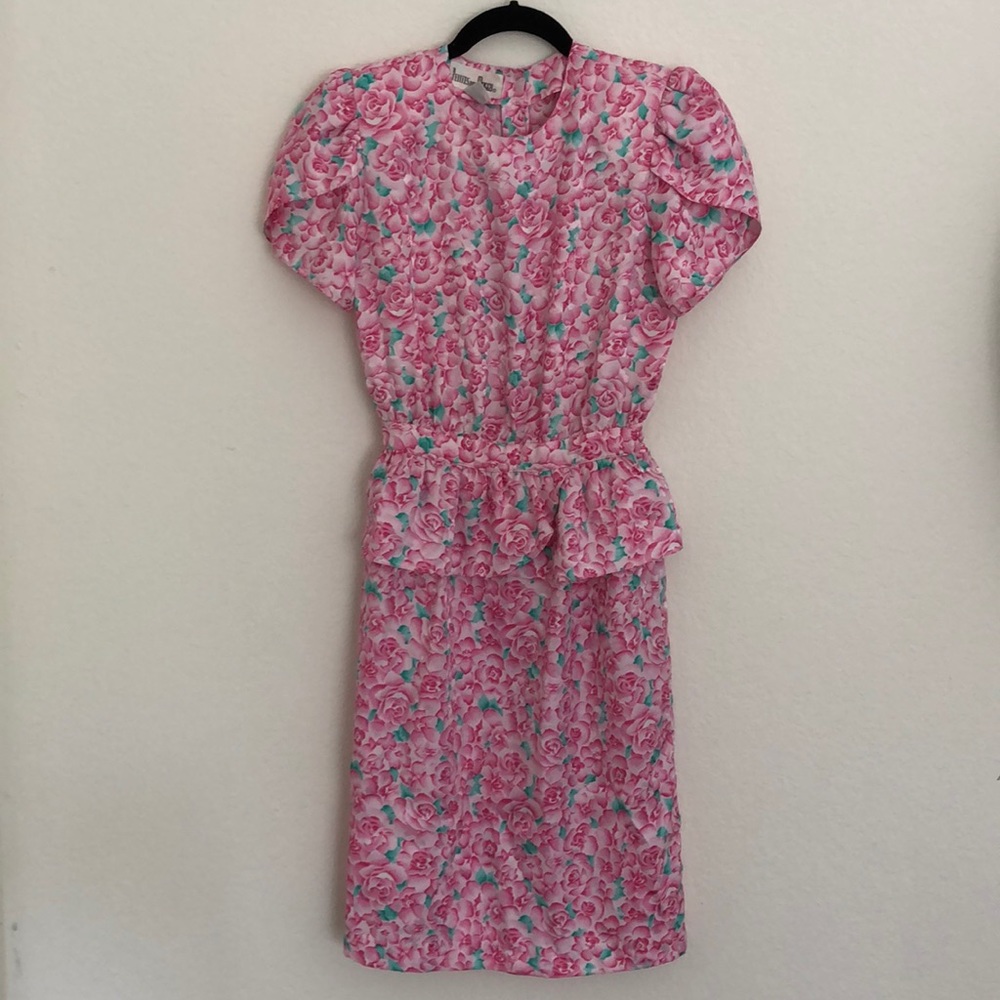 Vintage puff sleeve dress
